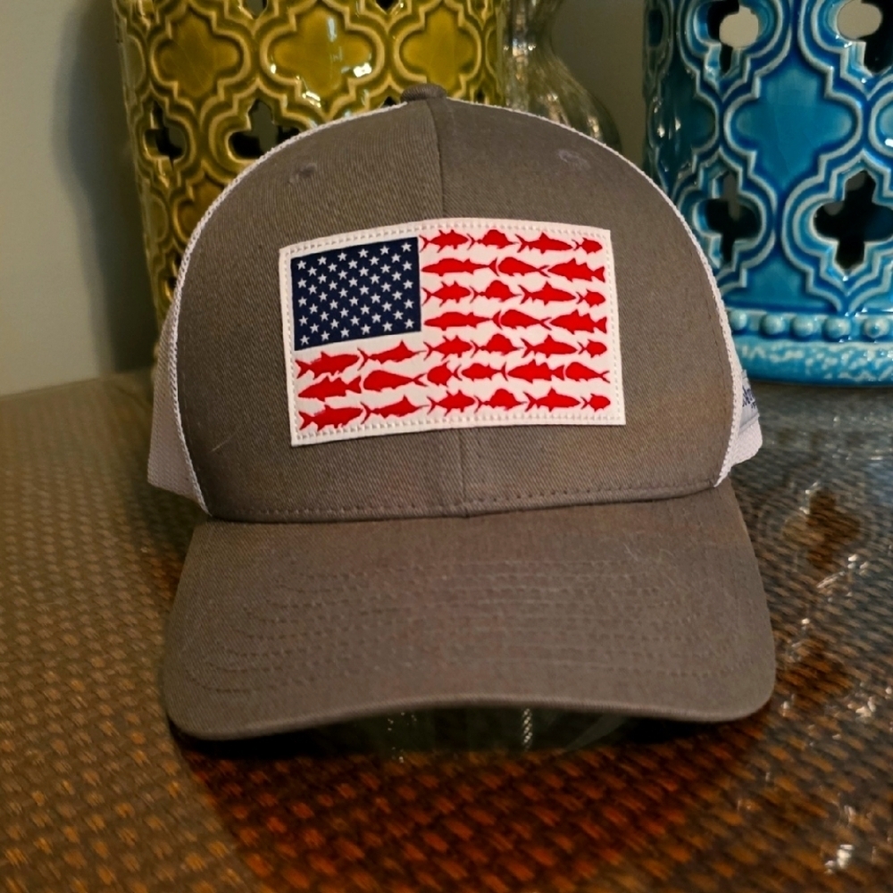 Columbia PFG Fish Flag Gray and White Mesh Cap